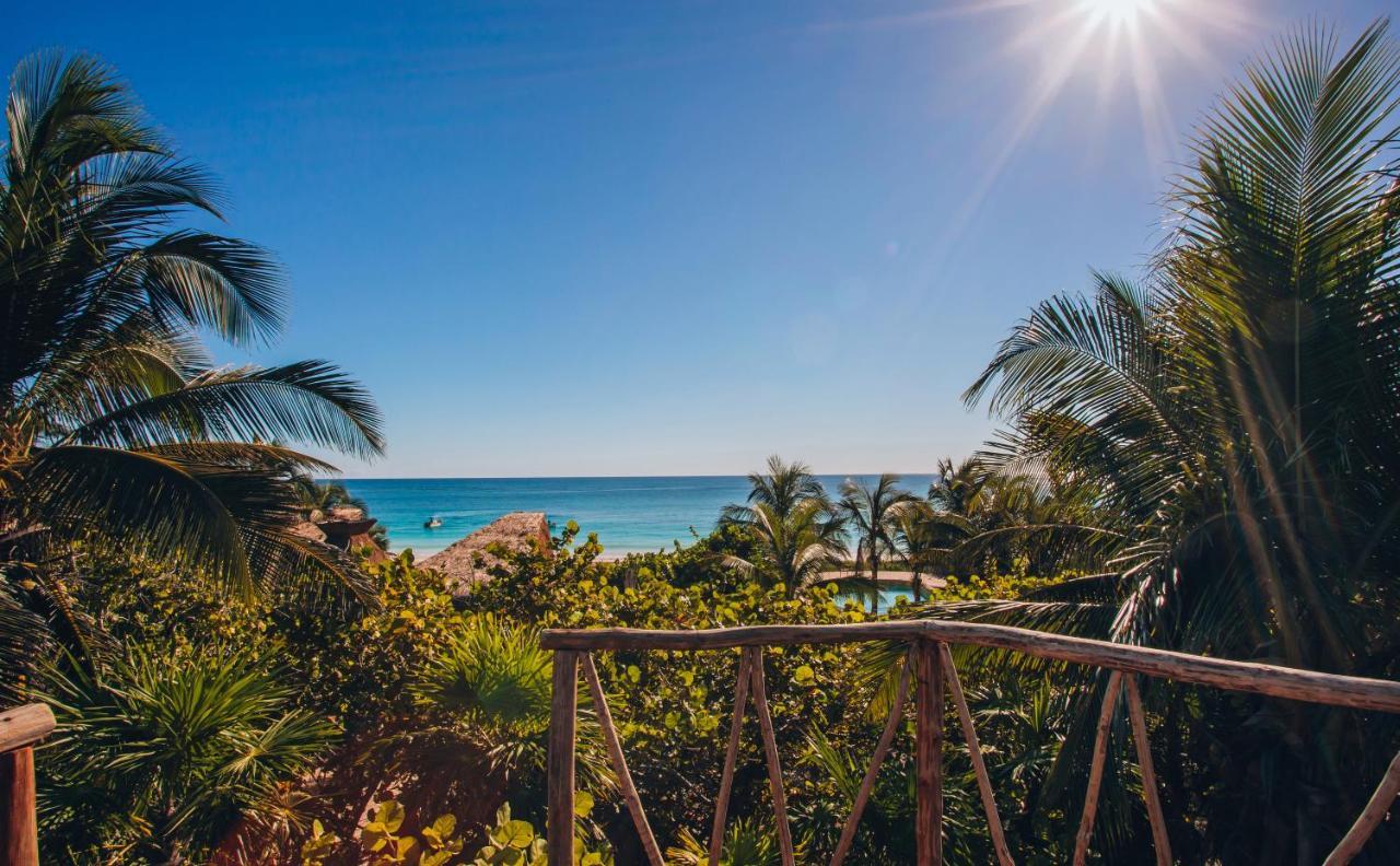 Ikal Tulum Hotel Exterior foto View of the beach from the hotel