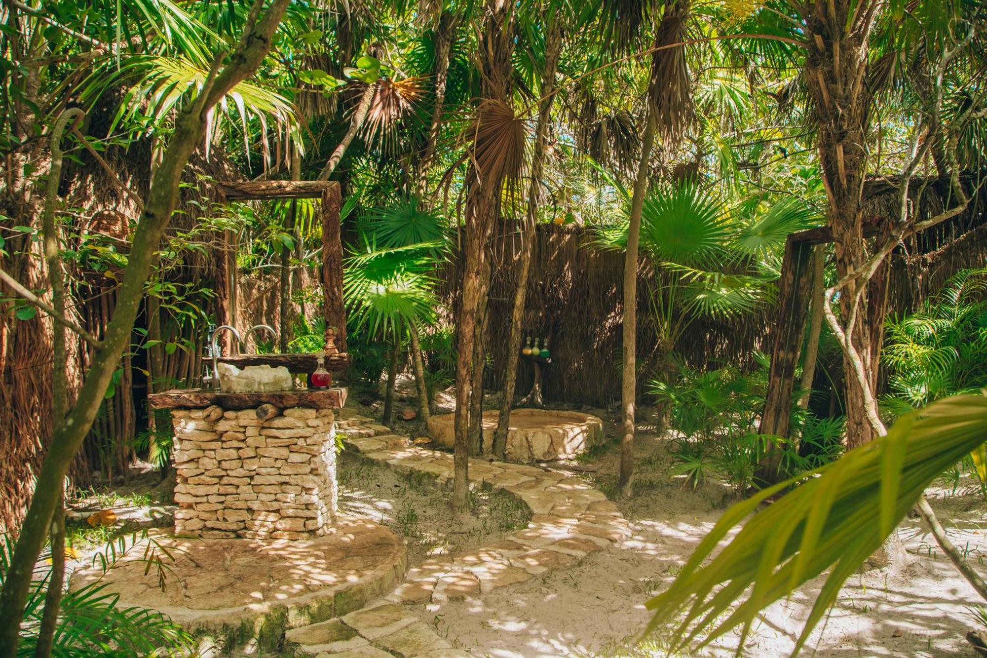 Ikal Tulum Hotel Exterior foto Xcaret Eco Park